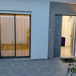 Villa Lella Hadherya