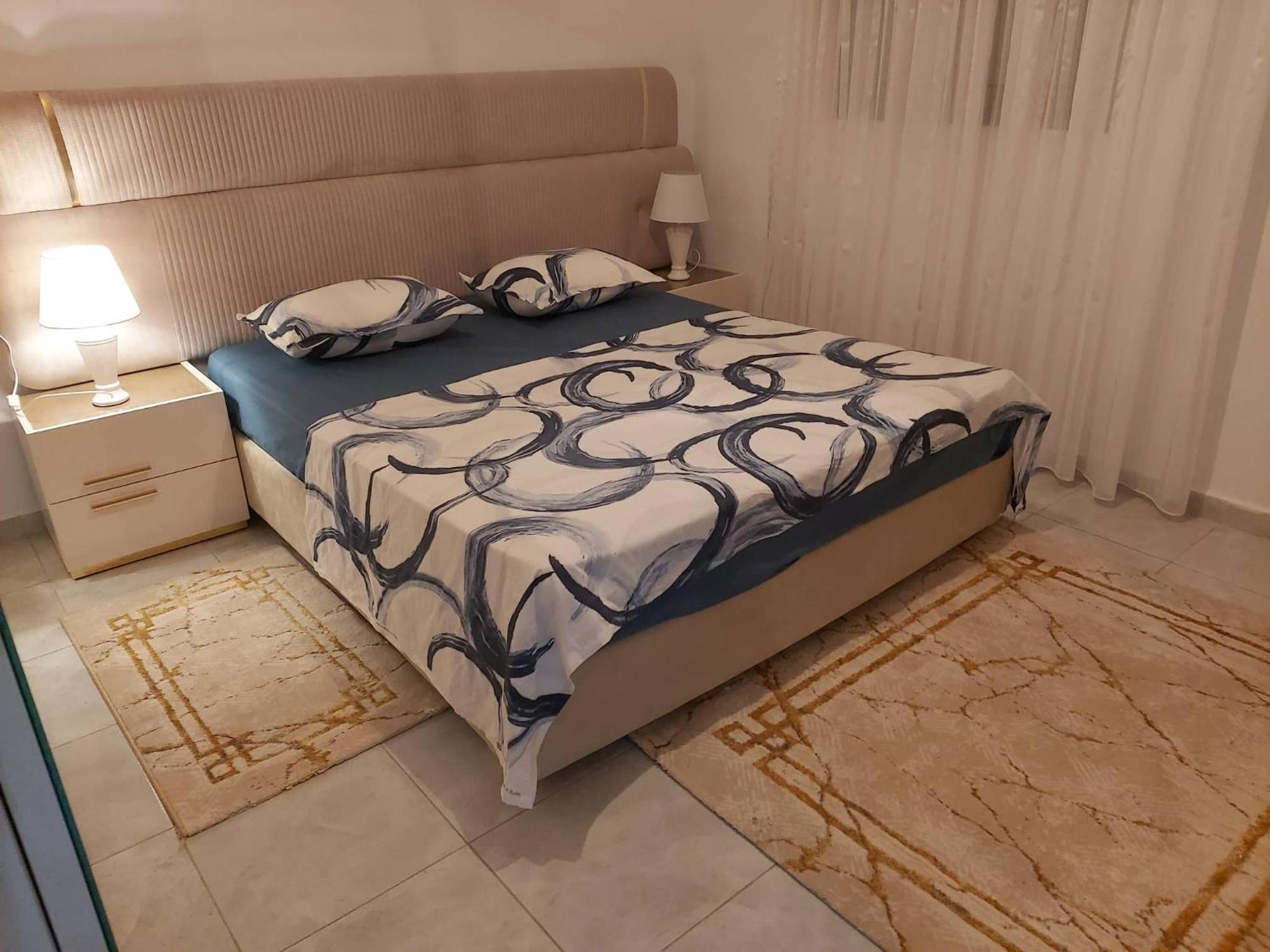 Lella Hadherya Villa